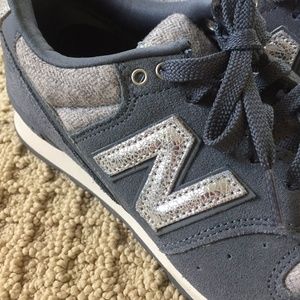 new balance women's wl696 capsule pack classic sneaker